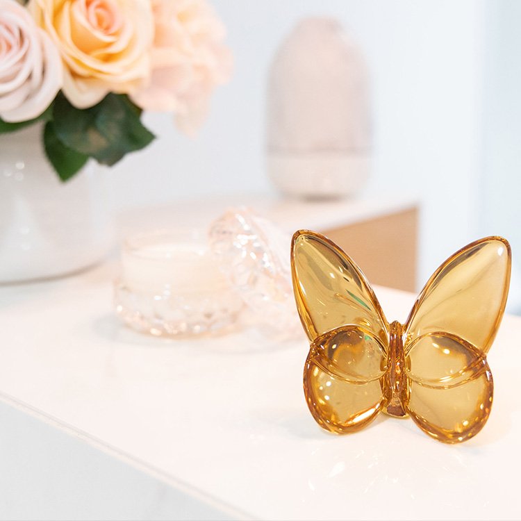 Butterfly Vase Reception Dental Sealants