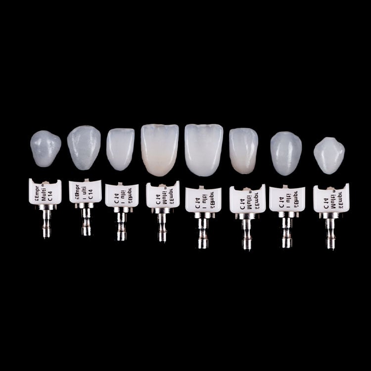 Natural Looking Porcelain Veneers